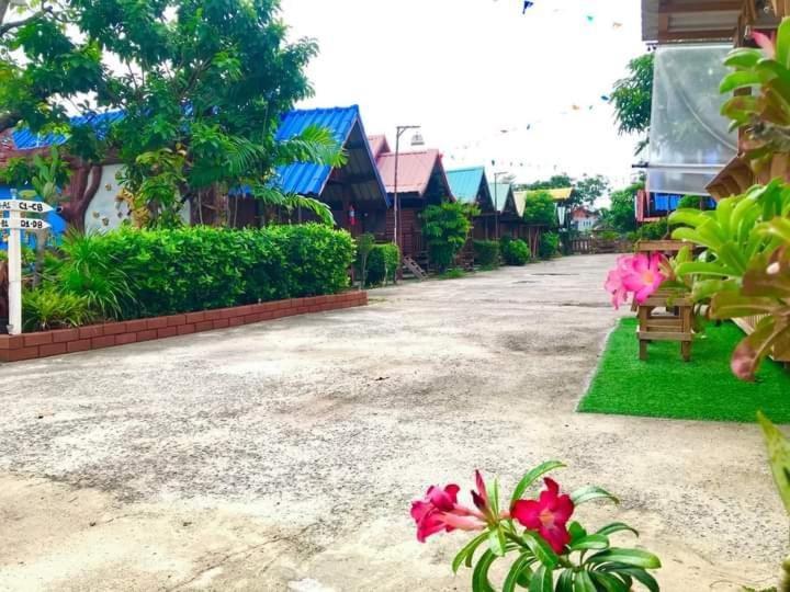 Talad Nam Klong Hae Resort Хат Яй Екстериор снимка